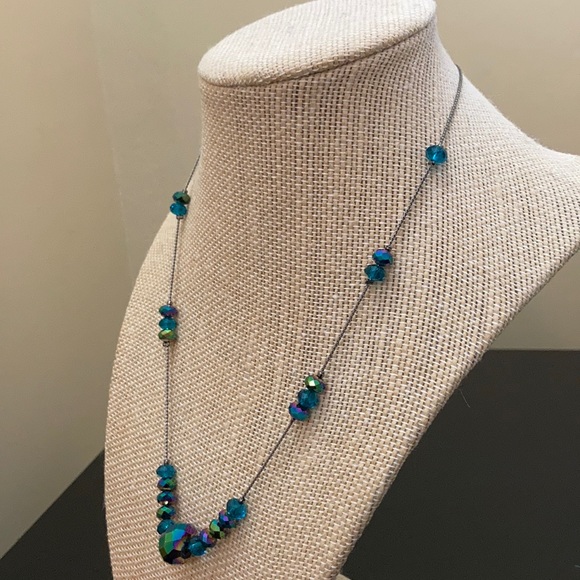 Multicolored Beaded Necklace - Picture 4 of 6